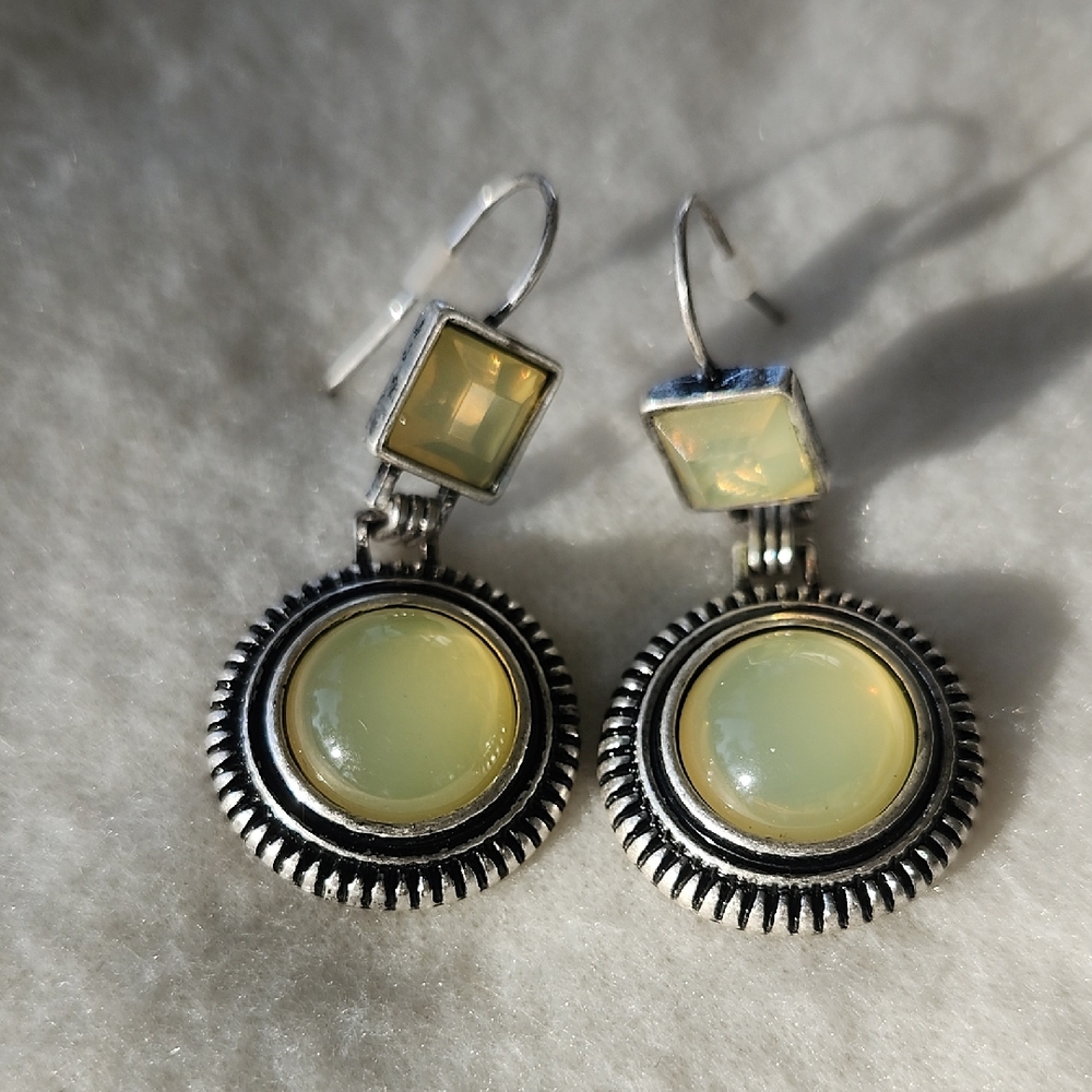 Elegant Silver and Cream Earrings